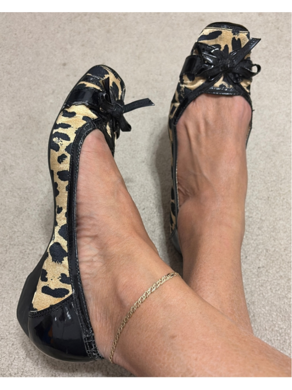 Women's Bandolino Leopard Print Ballet Flats Size 8 Beige Black